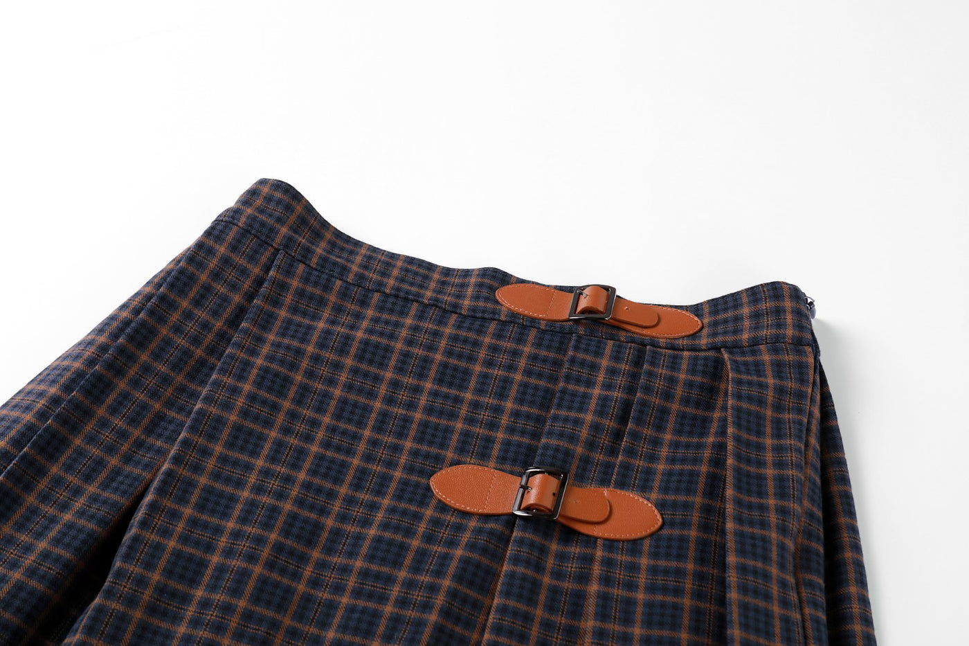 Buckle Plaid Skirt